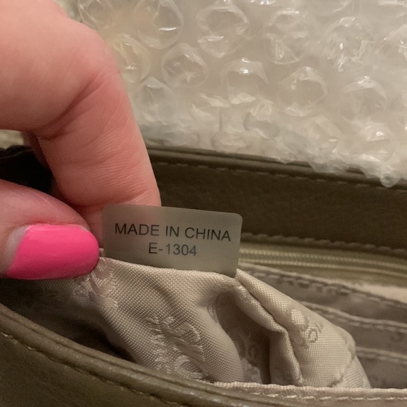 Michael Kors Leather Top Flap Shoulder Bag - Picture 8 of 8